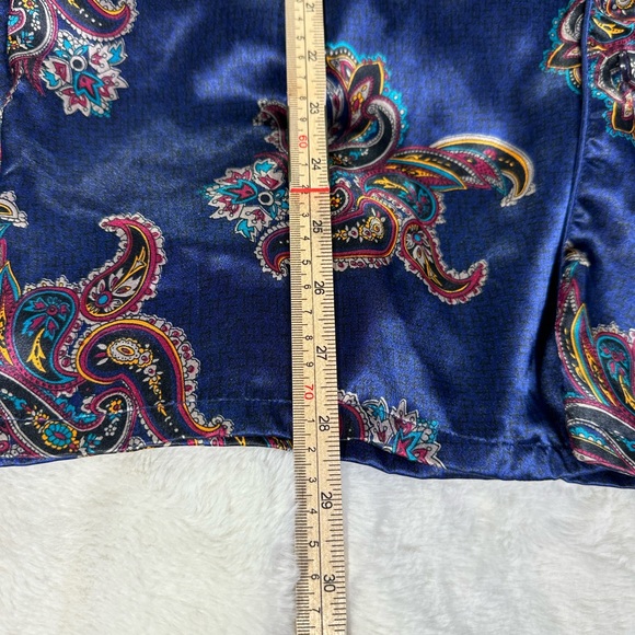 Vintage Victoria Secret Number 1 London Sleepwear paisley print silky - Picture 3 of 6